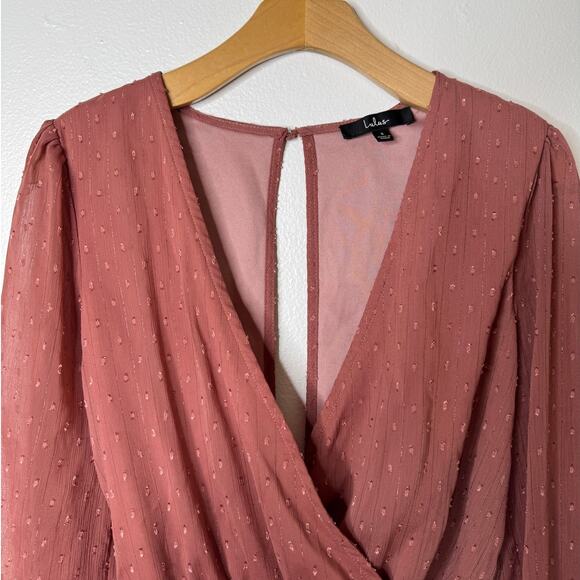 Lulus Closer Look Dusty Rose Mauve Swiss Dot Tie Sleeve Romper Size Small - Picture 3 of 10